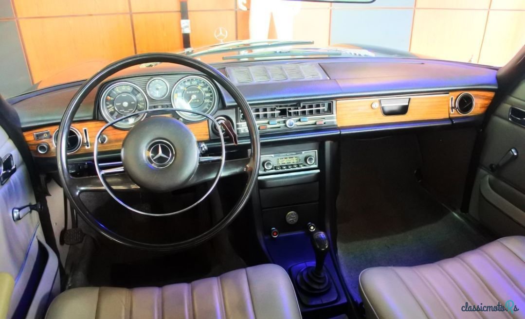 1970' Mercedes-Benz 250 photo #5