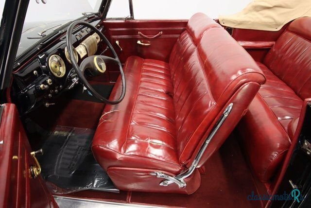 1940' Lincoln Zephyr photo #3