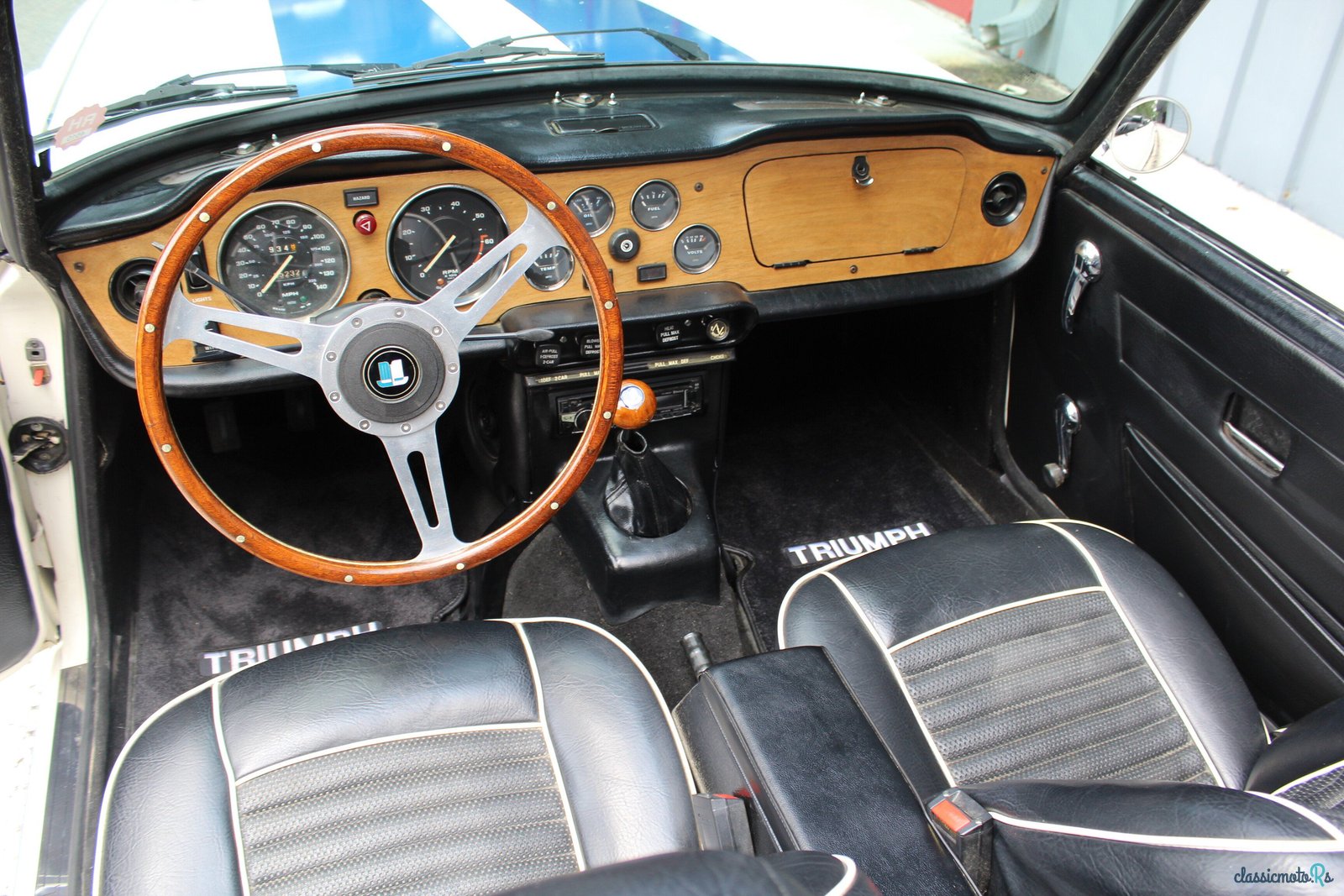 1974' Triumph TR6 photo #4