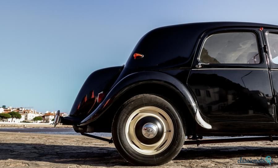 1957' Citroen 11 photo #5