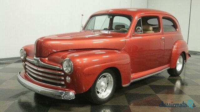 1947' Ford Deluxe photo #4