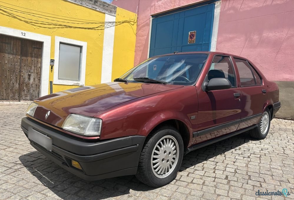 1989' Renault 19 photo #2