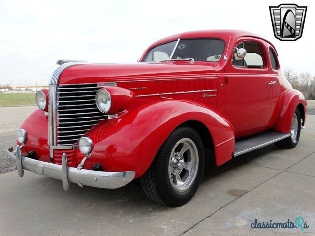 1938' Pontiac Deluxe photo #3