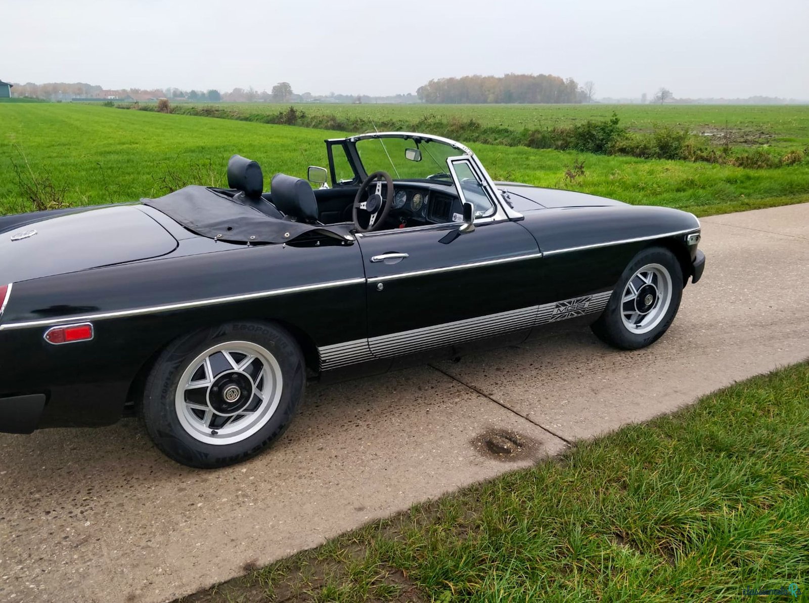 1979' MG Roadster photo #3