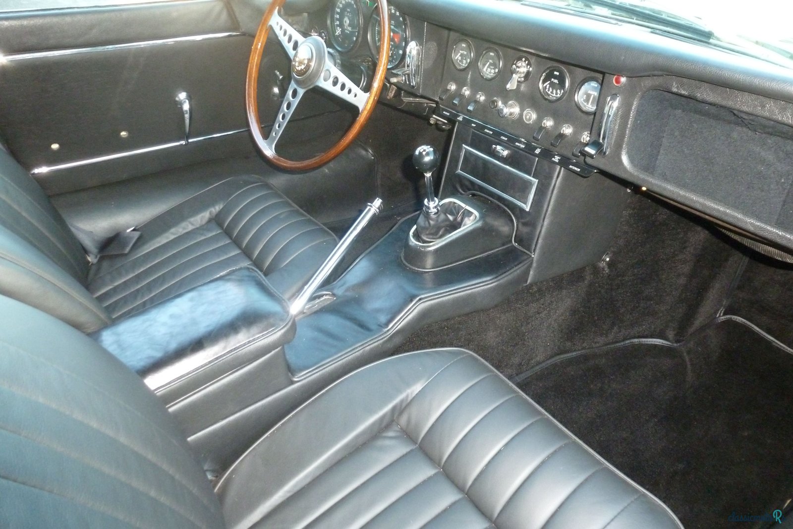 1967' Jaguar E-Type photo #3