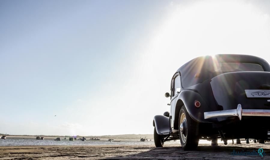 1957' Citroen 11 photo #2