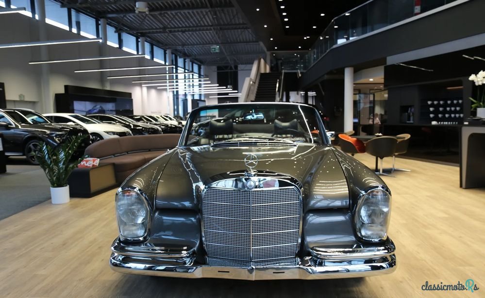 1962' Mercedes-Benz 220SE W111 photo #2