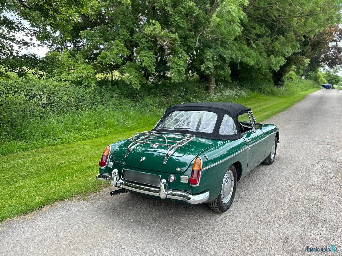 1969' MG MGB photo #4