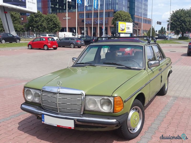 1980' Mercedes-Benz W123 photo #1