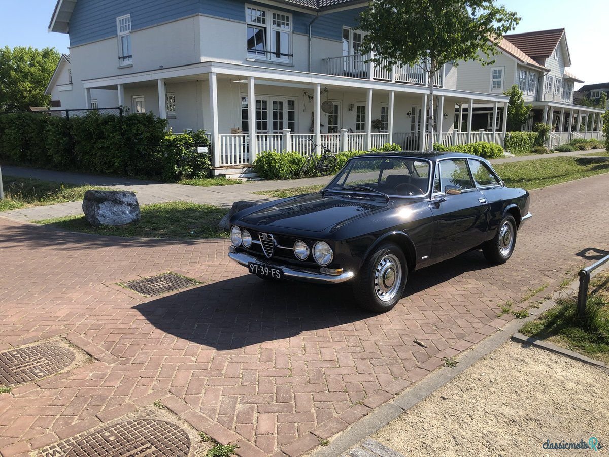 1968' Alfa Romeo 1750 photo #1