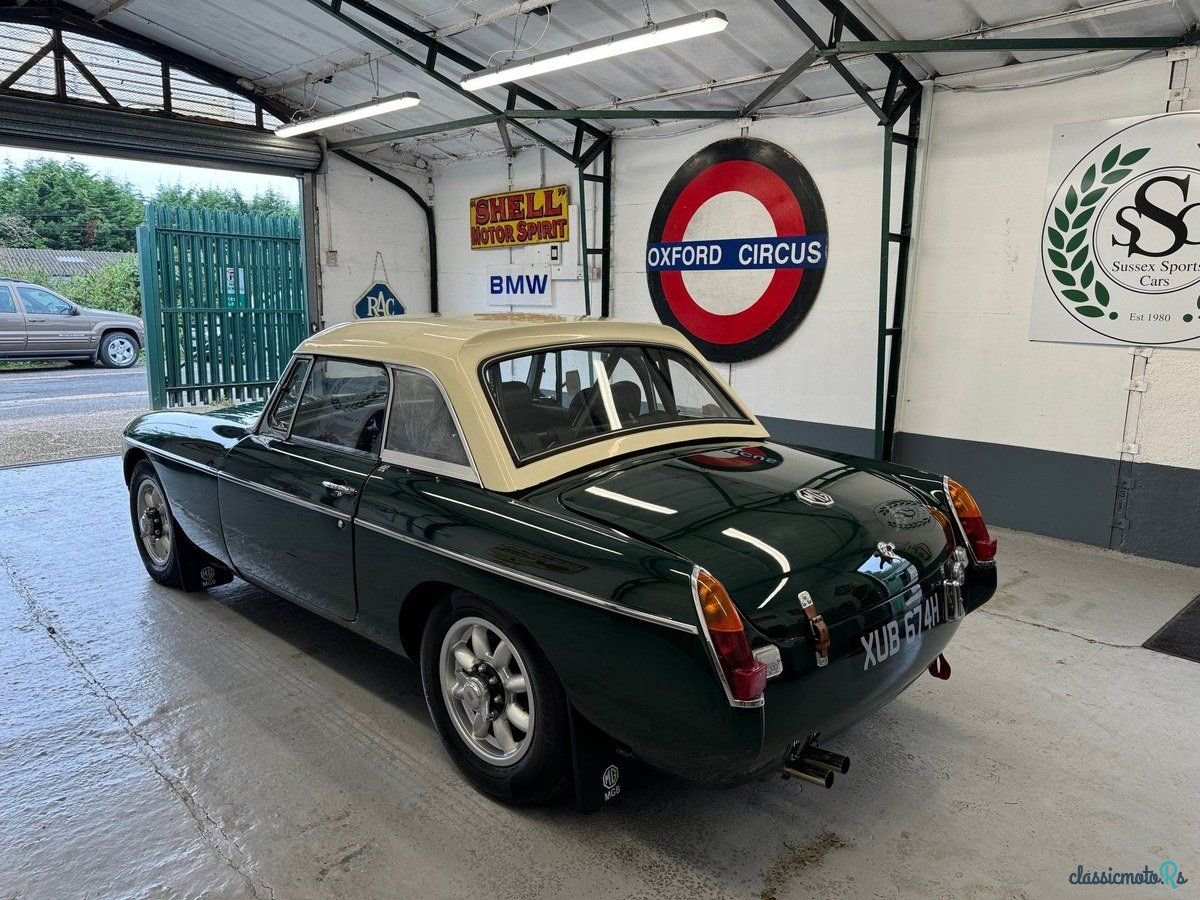 1970' MG MGB photo #6