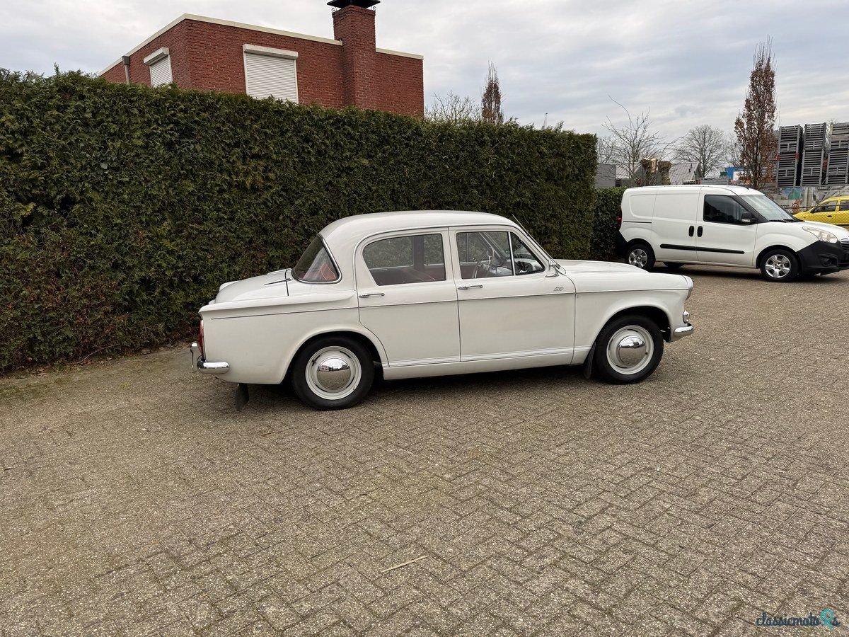 1961' Hillman Minx photo #4
