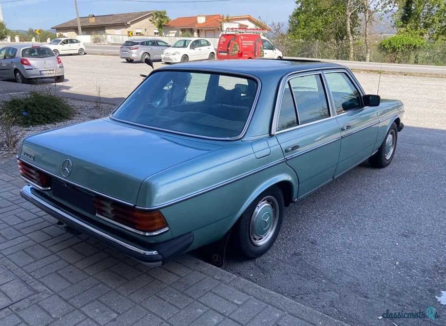 1977' Mercedes-Benz 300 photo #3