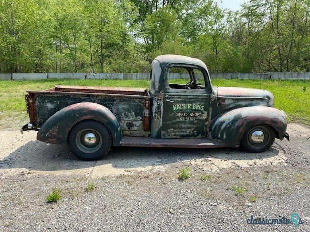 1940' Ford Pickup photo #2