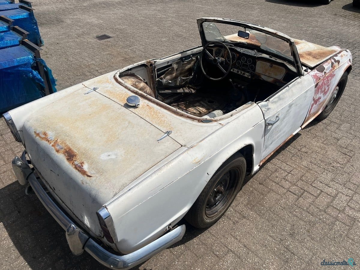 1963' Triumph TR4 photo #4