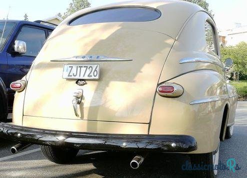 1948' Ford Deluxe photo #1