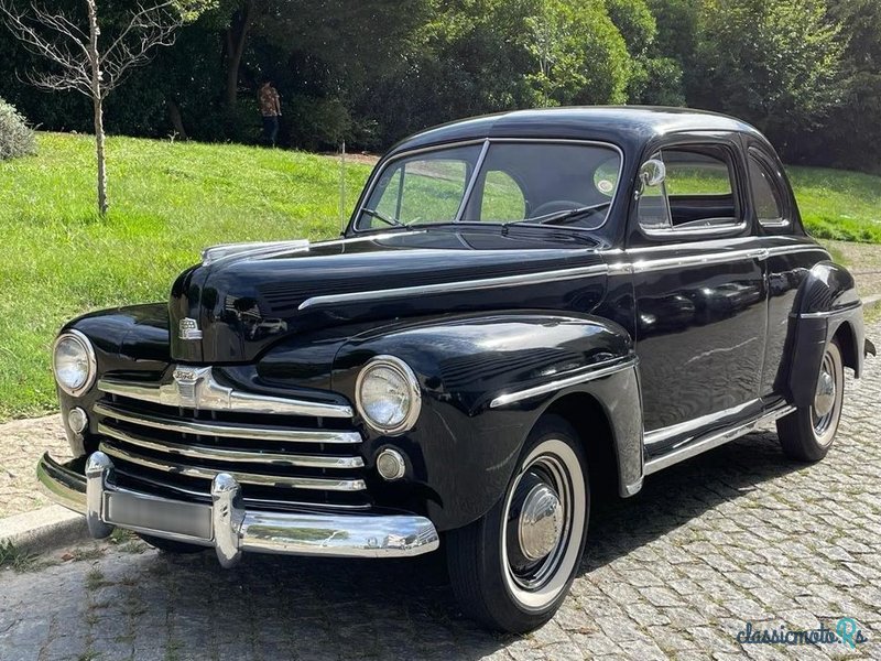 1948' Ford V8 Berline photo #1