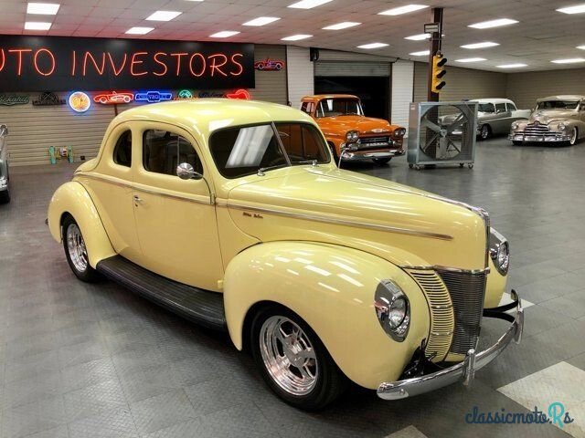 1940' Ford Deluxe photo #5