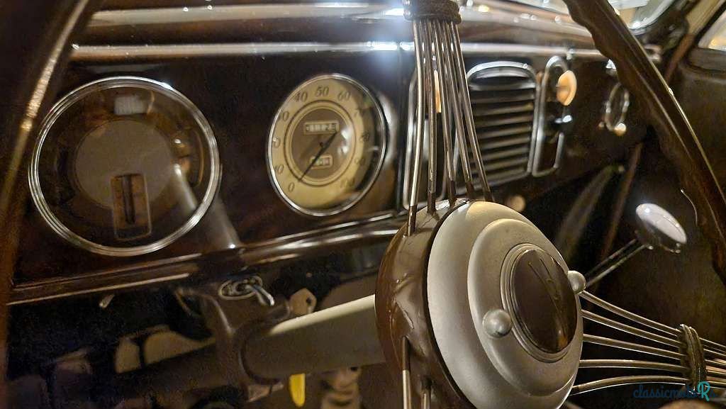 1938' Ford De Luxe photo #6