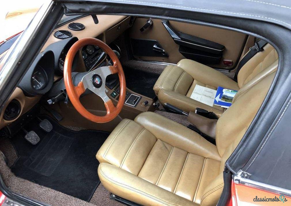 1984' Alfa Romeo Spider photo #2