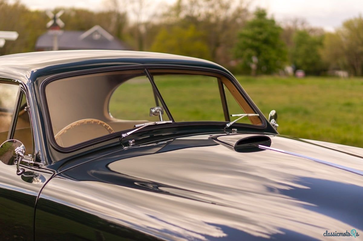 1952' Aston Martin DB2 photo #5