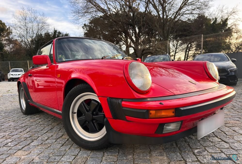 1985' Porsche 911 Carrera Coupé 3.2 photo #3