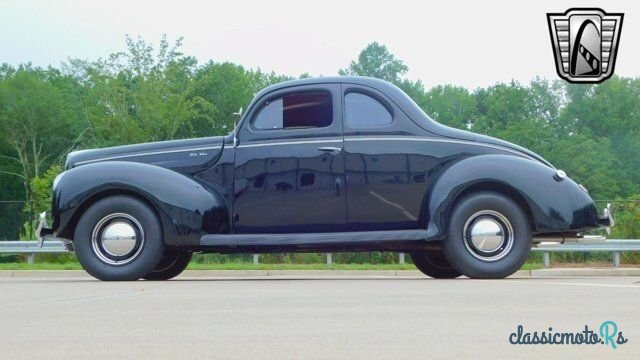 1940' Ford photo #3