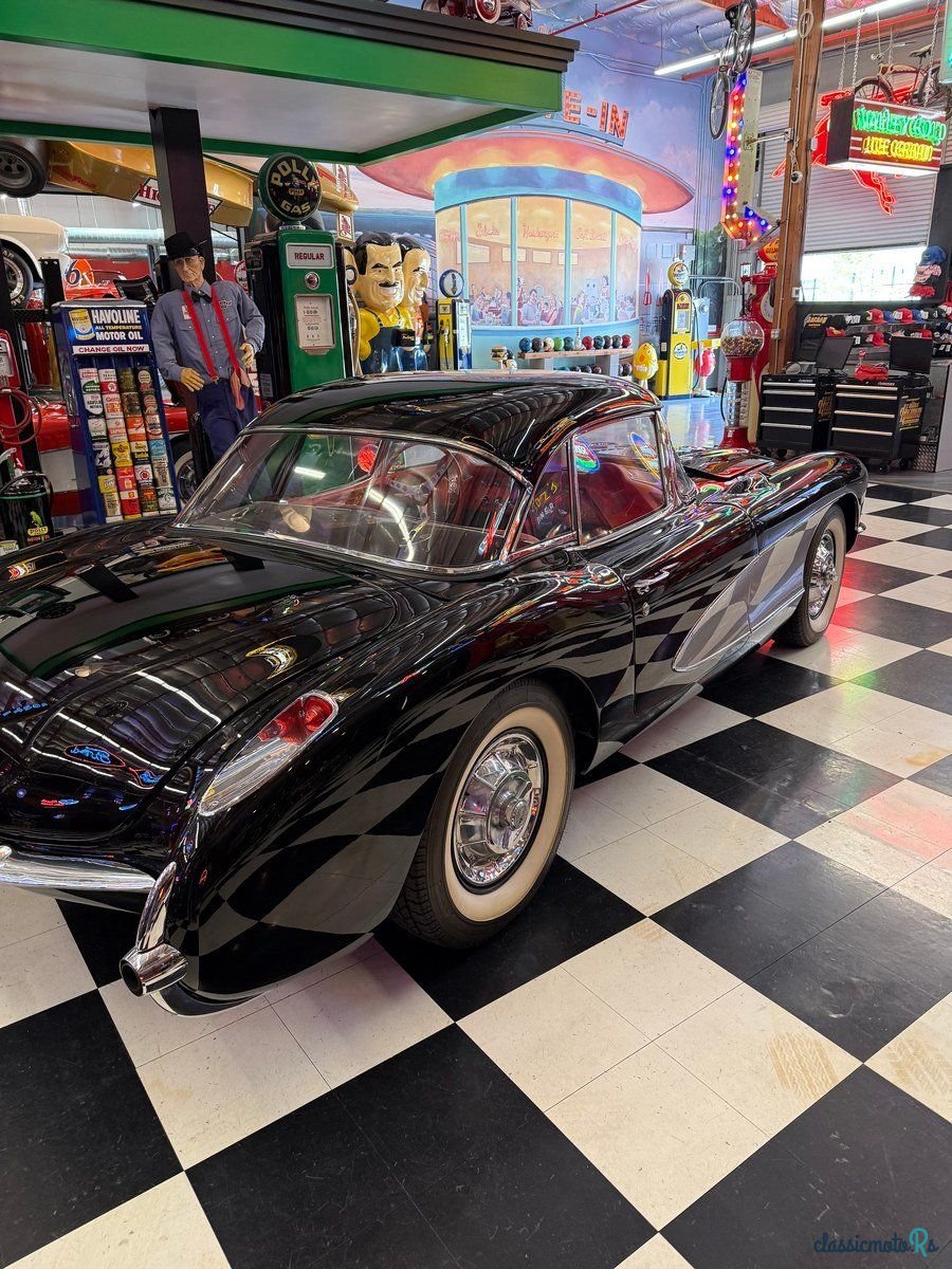 1956' Chevrolet Corvette photo #2