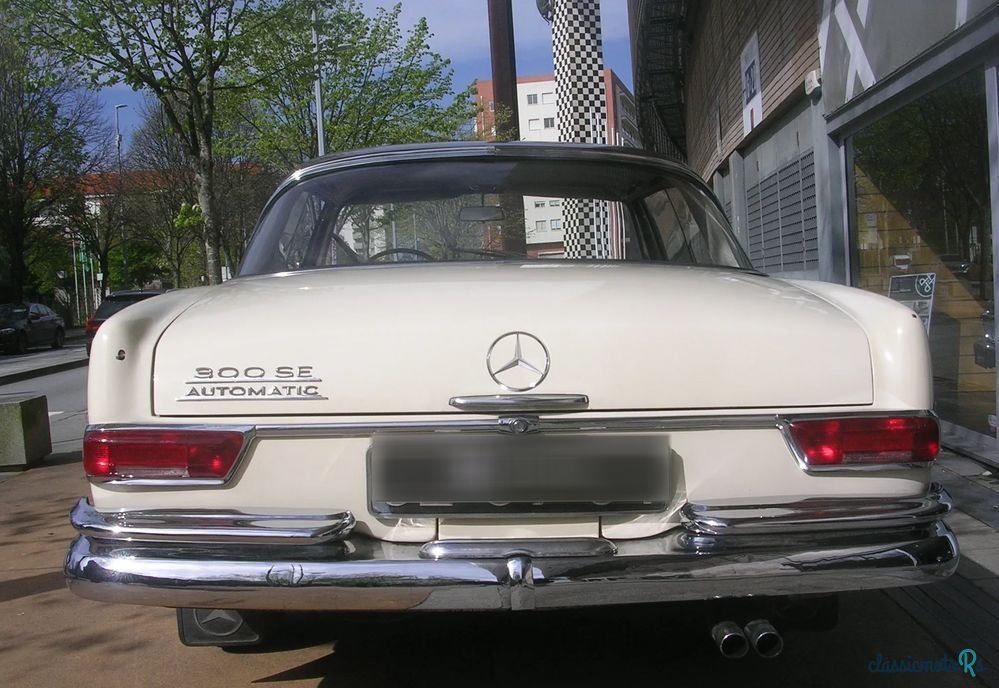 1965' Mercedes-Benz W112 300 SE photo #5