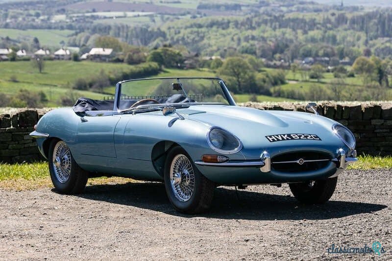 1965' Jaguar E-Type photo #1