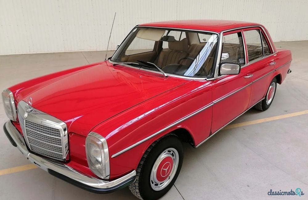 1976' Mercedes-Benz W115 photo #1