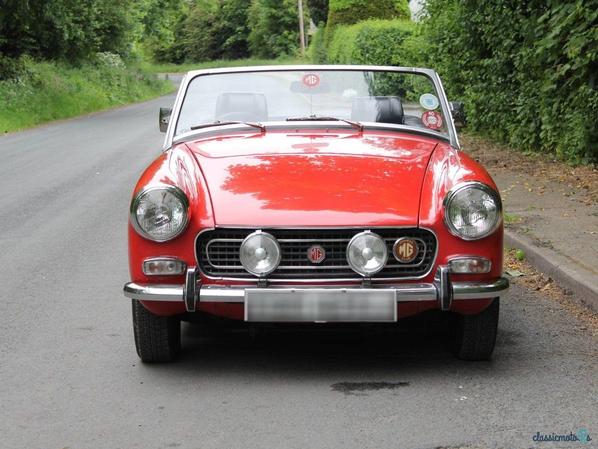 1970' MG Midget photo #2