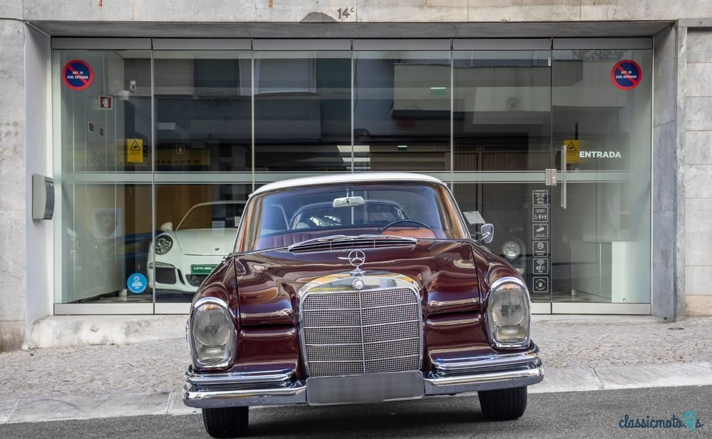 1964' Mercedes-Benz W111/W112 photo #2