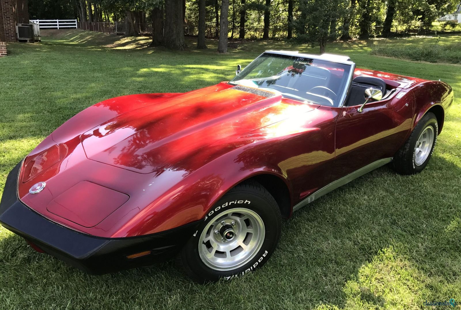 1974' Chevrolet Corvette photo #1