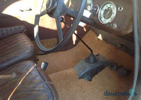 1940' Austin 8 Ara 4 Light Saloon photo #4