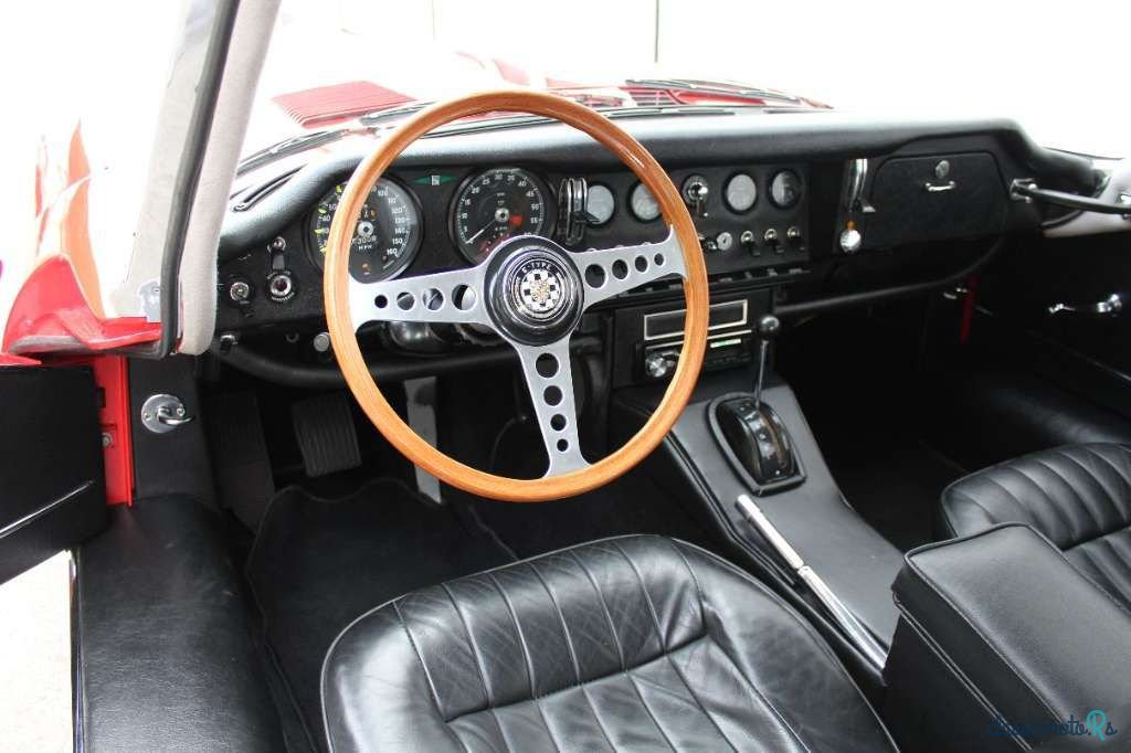 1966' Jaguar E-Type photo #3