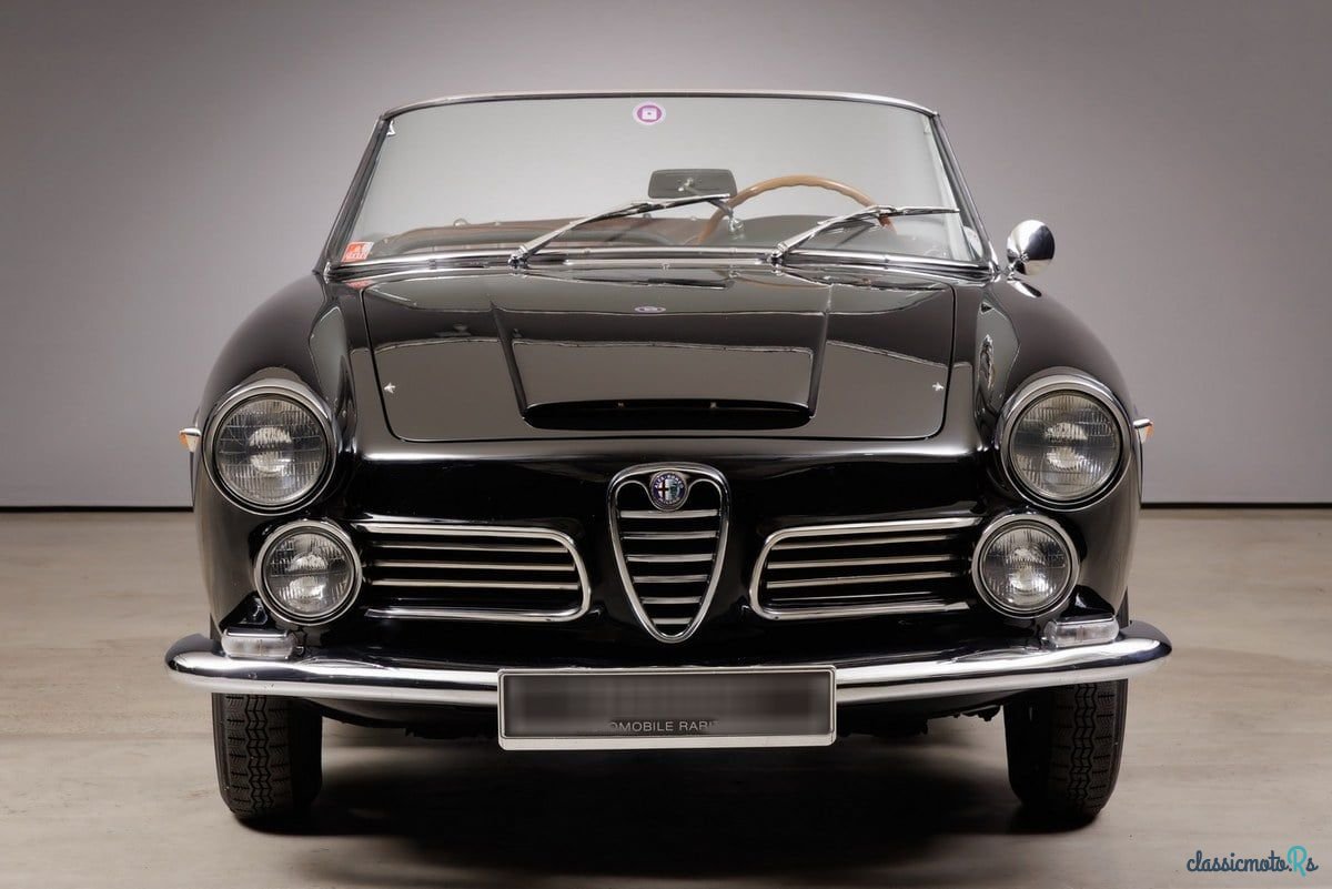 1963' Alfa Romeo 2600 photo #4