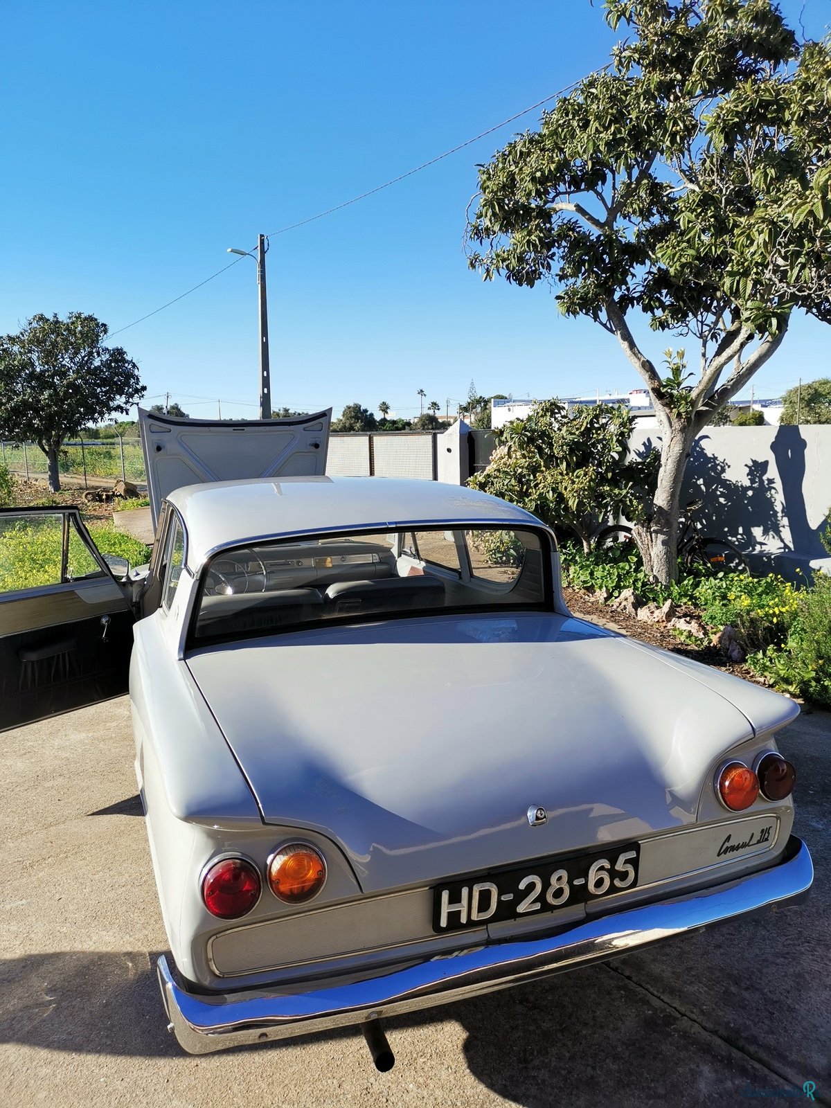 1963' Ford Consul 315 photo #2