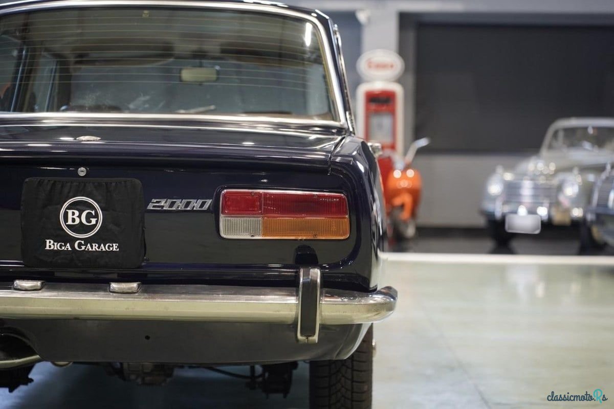 1972' Alfa Romeo Giulia photo #6