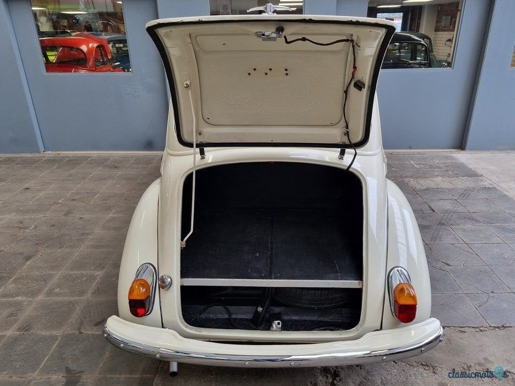 1959' Morris Minor photo #6