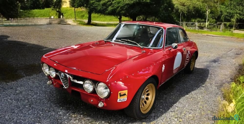 1967' Alfa Romeo GT photo #1