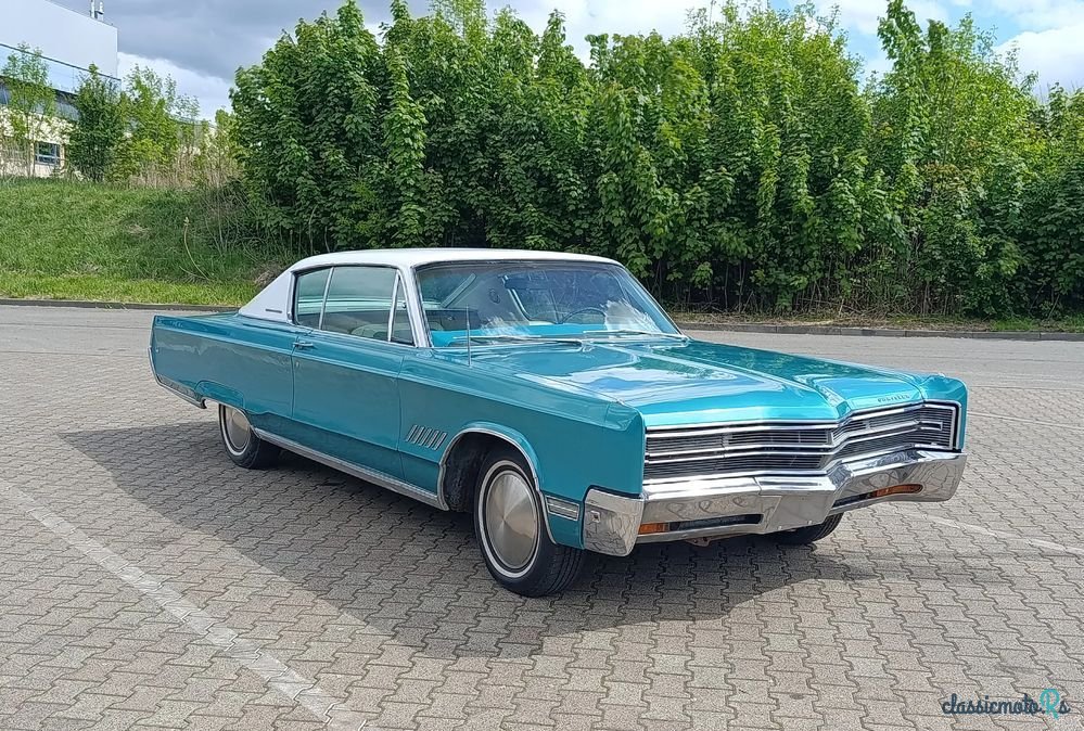 1968' Chrysler 300 photo #3