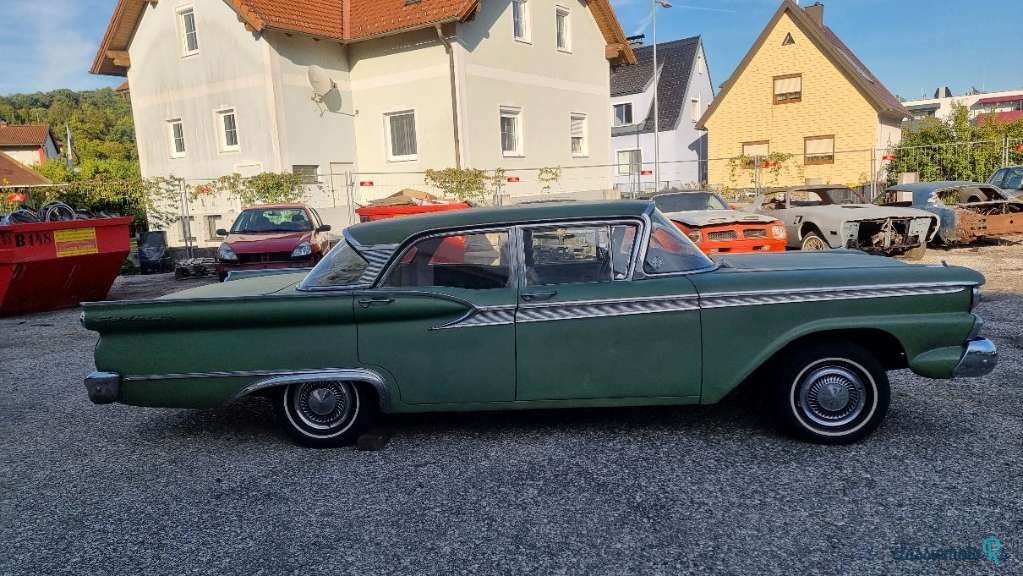 1959' Ford Fairlane photo #2