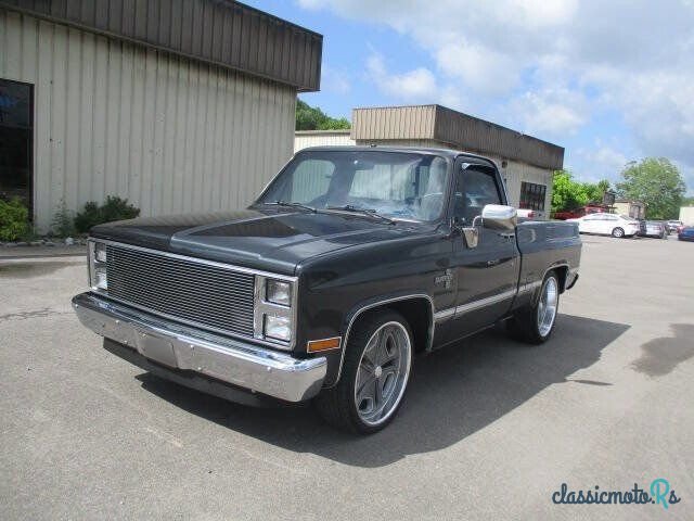 1985' Chevrolet C/K Truck photo #4