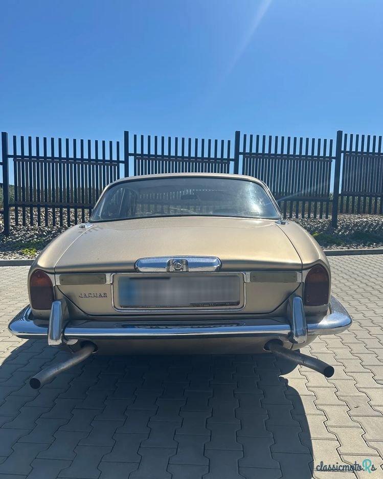 1969' Jaguar XJ photo #2