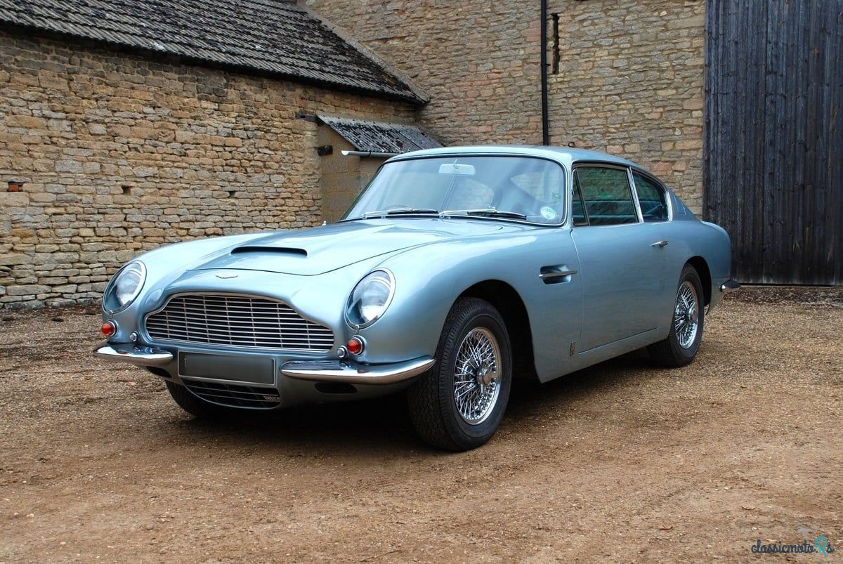 1969' Aston Martin DB6 photo #1