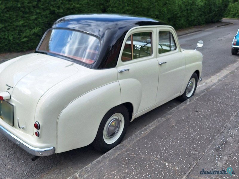 1958' Standard 10 photo #5