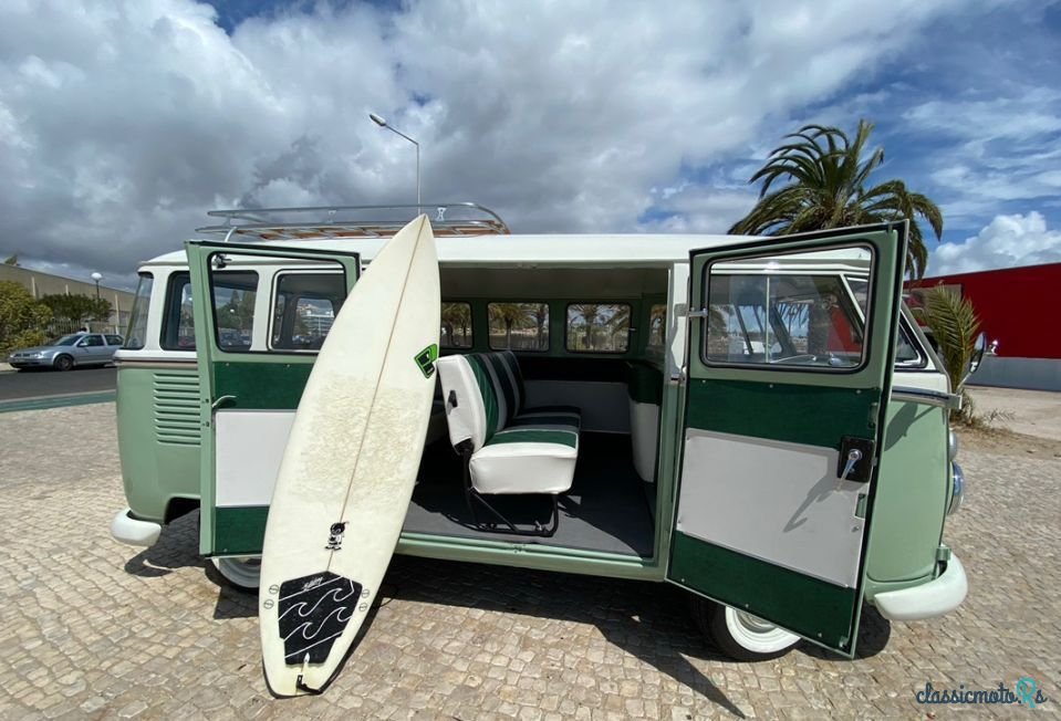 1968' Volkswagen Type 2 photo #4
