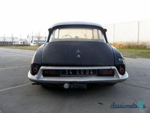 1958' Citroen DS Id 19 1958 Project Car. photo #1