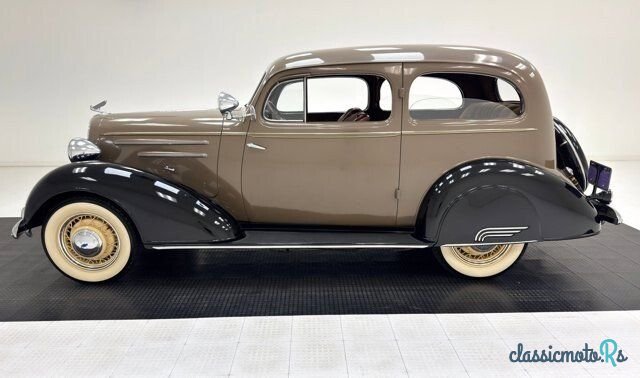 1935' Chevrolet Master Deluxe photo #2